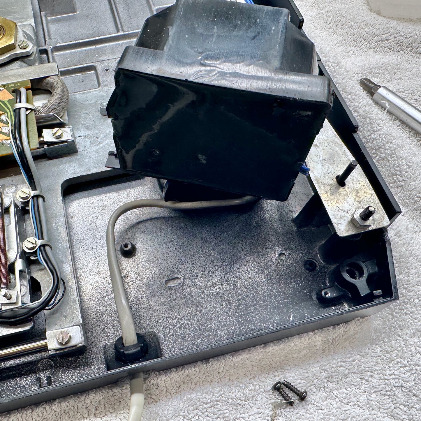 Transformer Mounting Bracket for Beogram 4002 and 4004