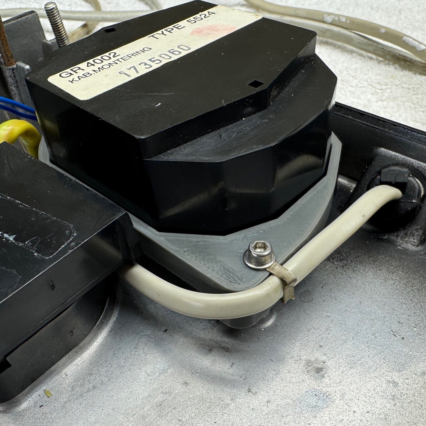 Transformer Mounting Bracket for Beogram 4002 and 4004