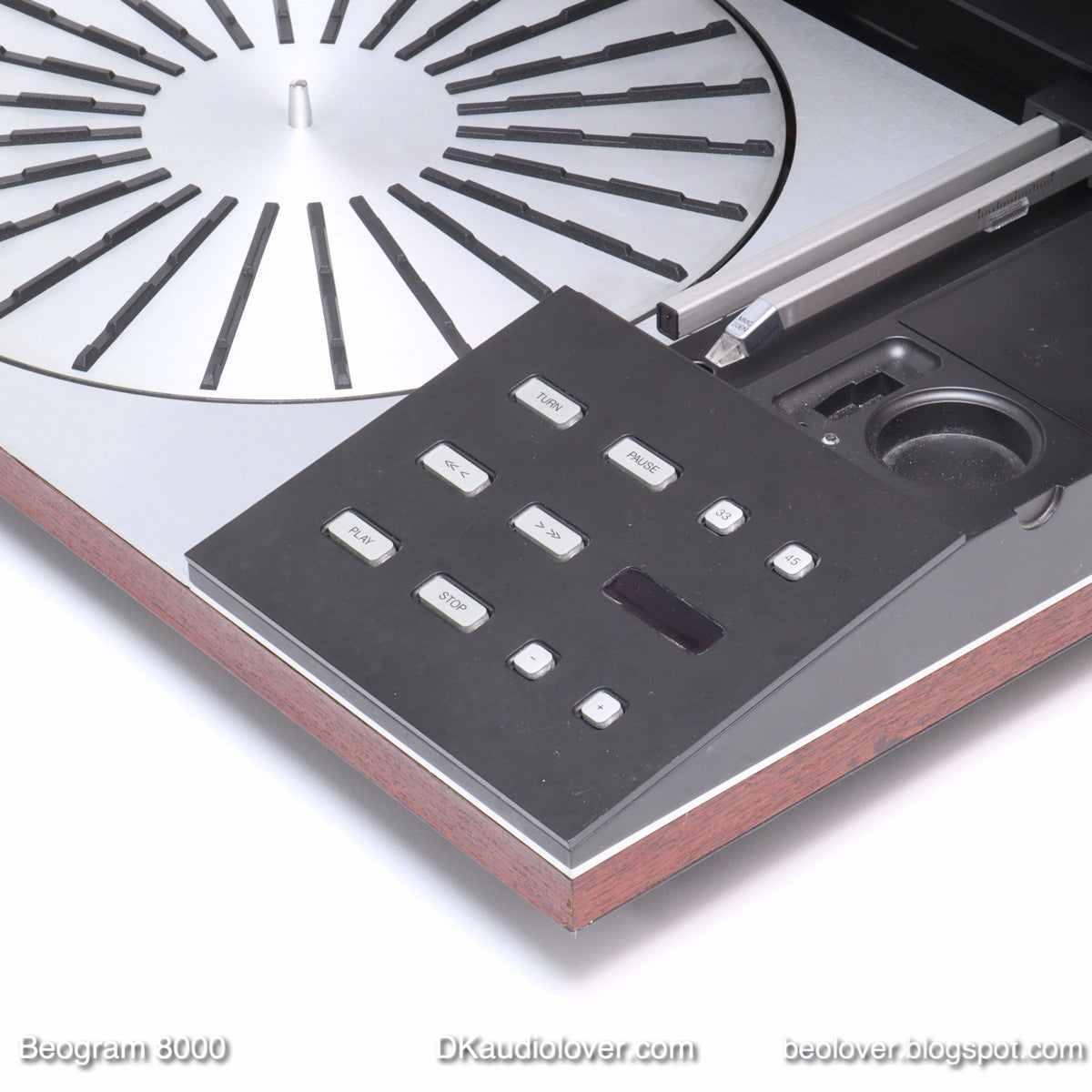 Beogram 8000 (Type 5613, Fully Restored, One Year Warranty)