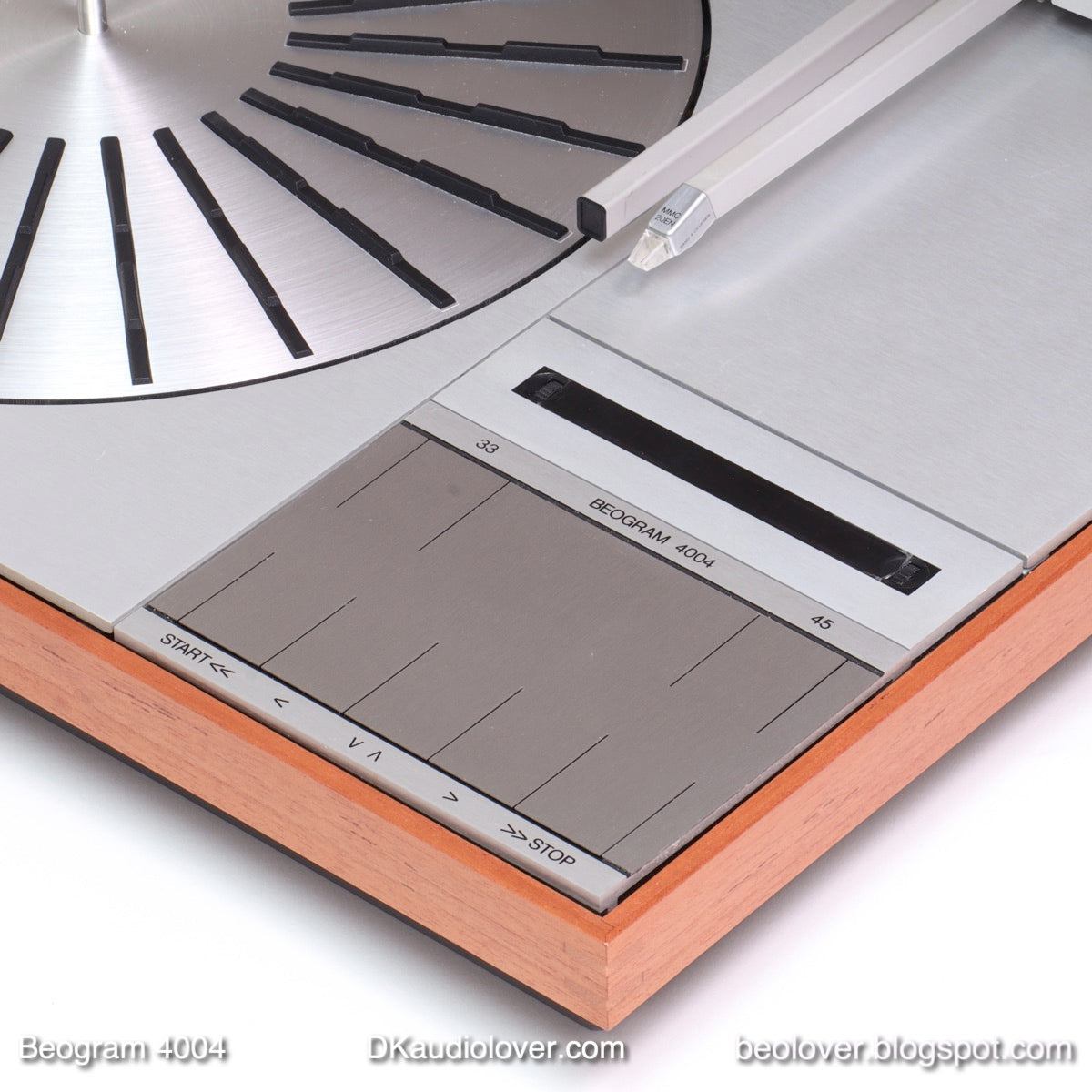 Beogram 4004 (Type 5526, Fully Restored, One Year Warranty)