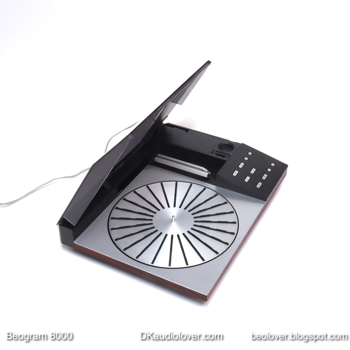 Beogram 8000 (Type 5613, Fully Restored, One Year Warranty)