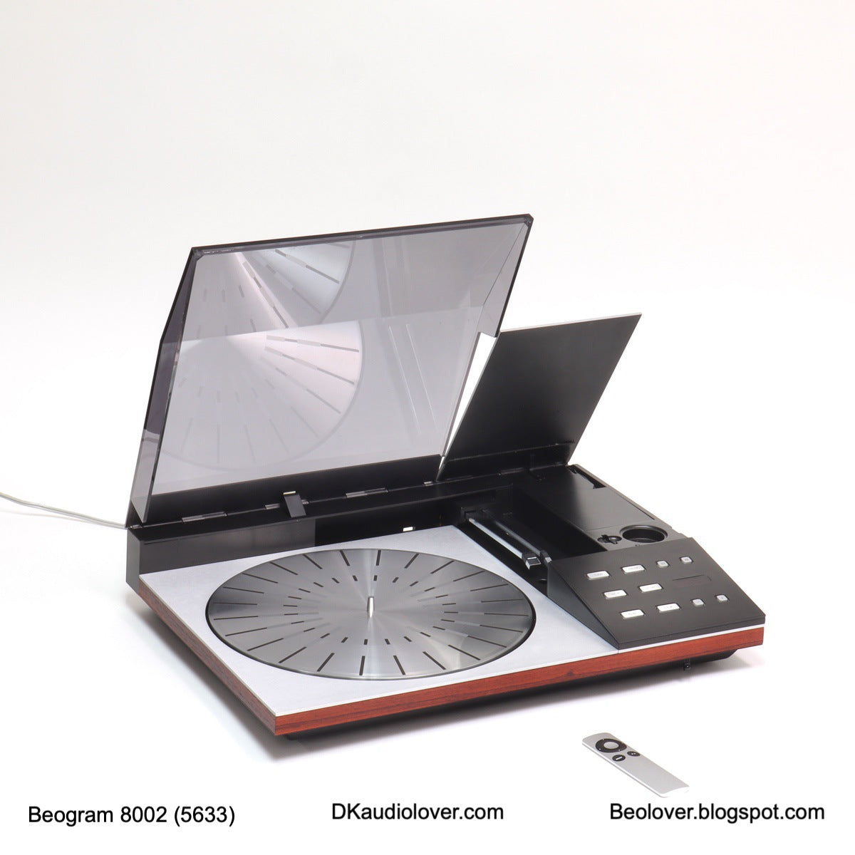 Beogram 8002 (Type 5633, Fully Restored, RIAA Pre-Amp, Commander Remote, One Year Warranty)