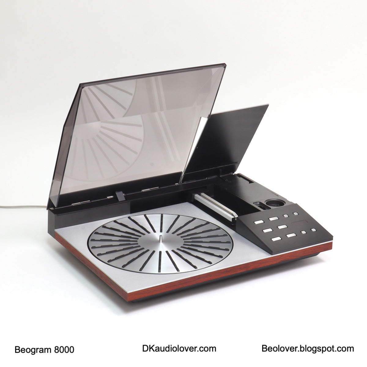 Beogram 8000 (Type 5613, Fully Restored, RIAA Pre-Amp, One Year Warranty)