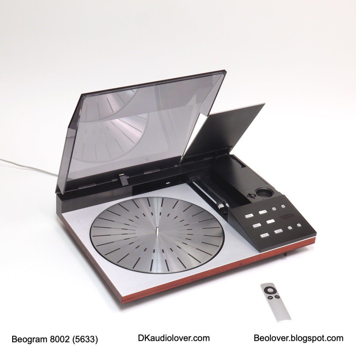 Beogram 8002 (Type 5633, Fully Restored, RIAA Pre-Amp, Commander Remote, One Year Warranty)