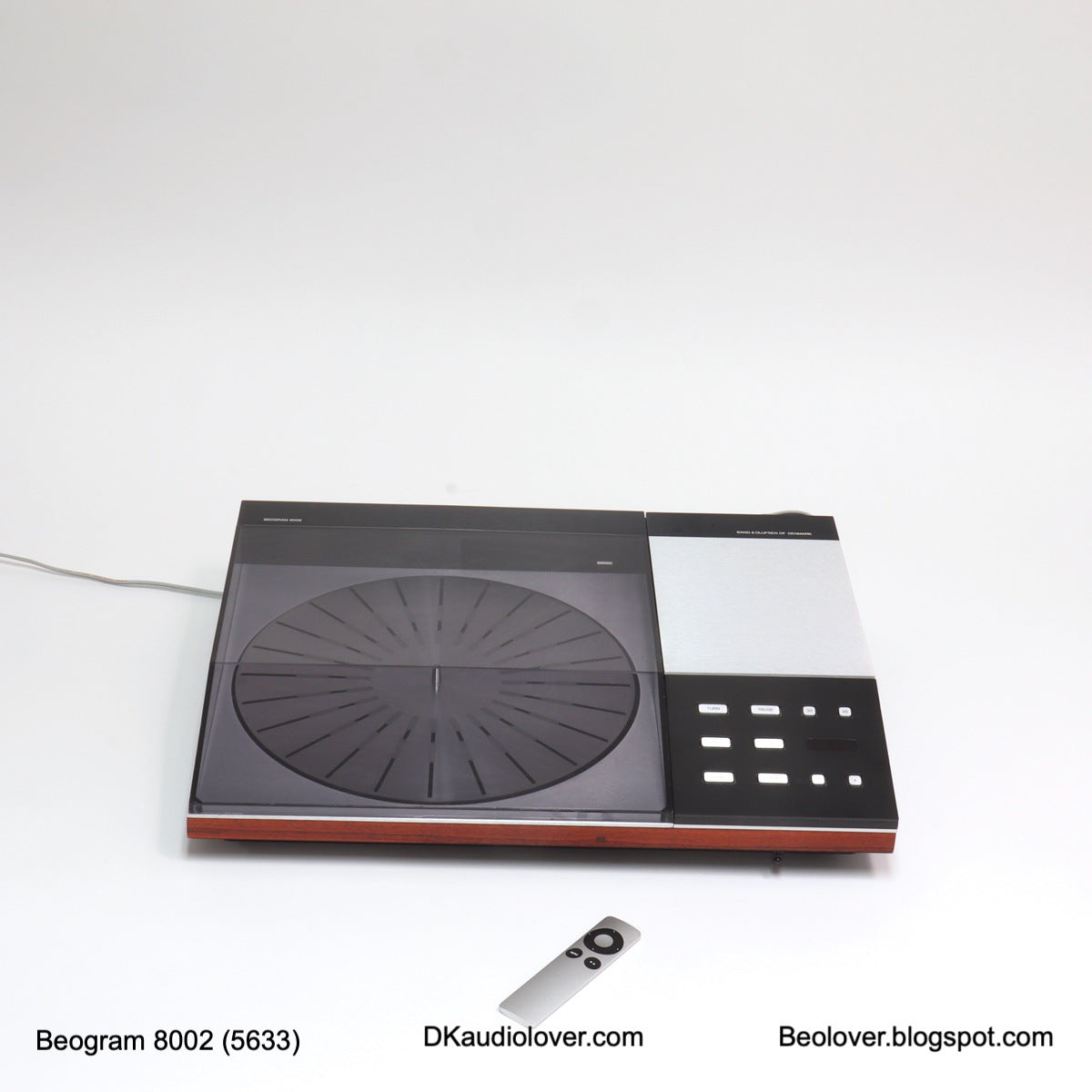 Beogram 8002 (Type 5633, Fully Restored, RIAA Pre-Amp, Commander Remote, One Year Warranty)