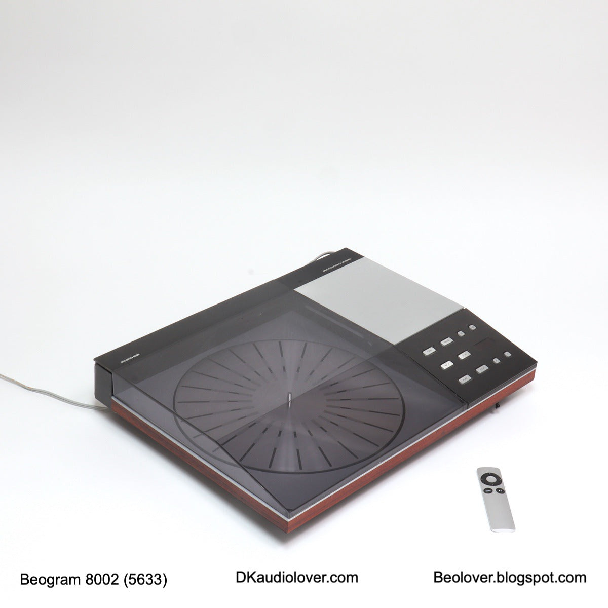 Beogram 8002 (Type 5633, Fully Restored, RIAA Pre-Amp, Commander Remote, One Year Warranty)