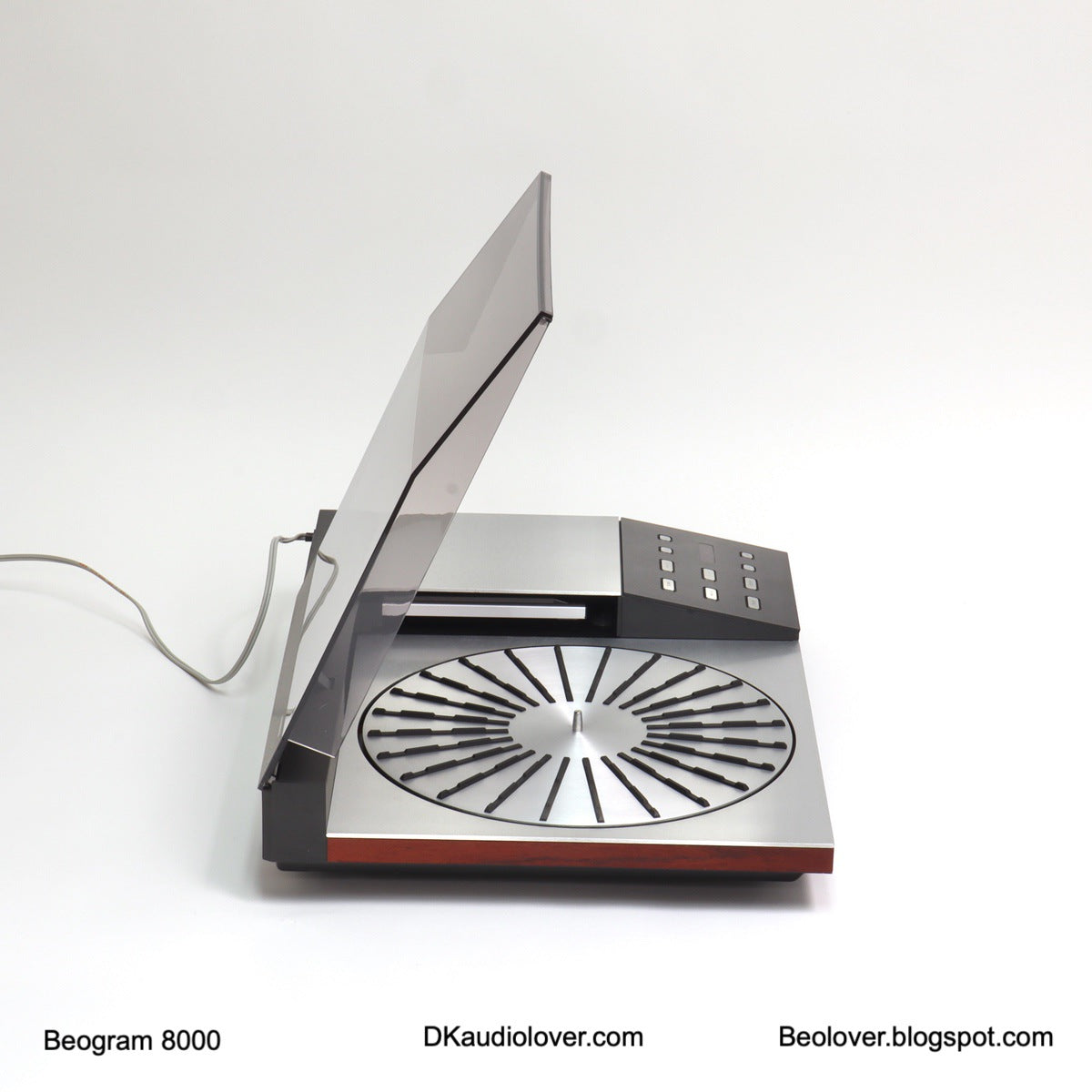 Beogram 8000 (Type 5613, Fully Restored, RIAA Pre-Amp, One Year Warranty)