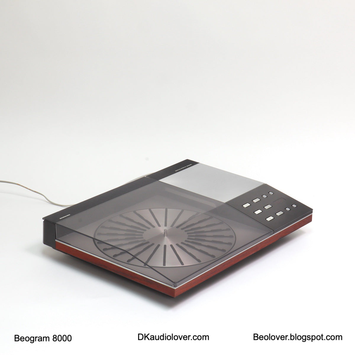 Beogram 8000 (Type 5613, Fully Restored, RIAA Pre-Amp, One Year Warranty)