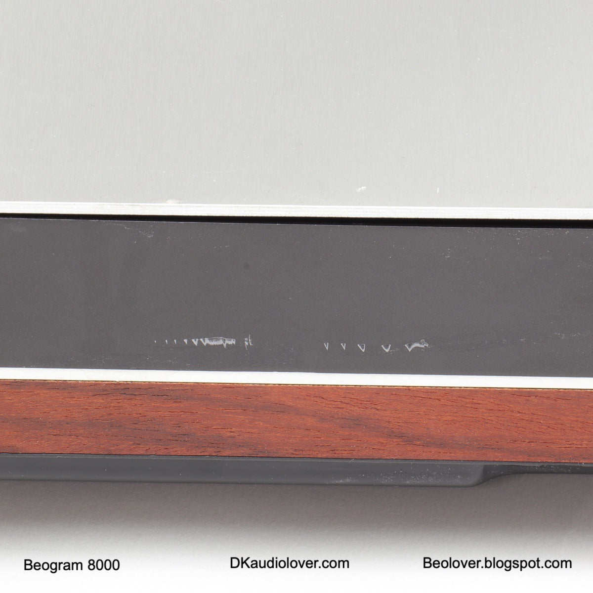 Beogram 8000 (Type 5613, Fully Restored, RIAA Pre-Amp, One Year Warranty)